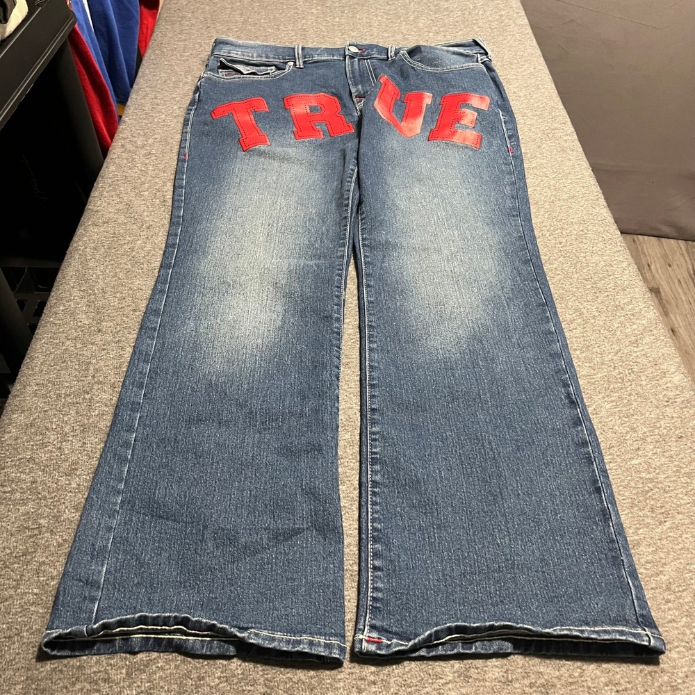 True Religion Billy Relaxed Bootcut Jeans Blue Red True Applique Mens 38x34